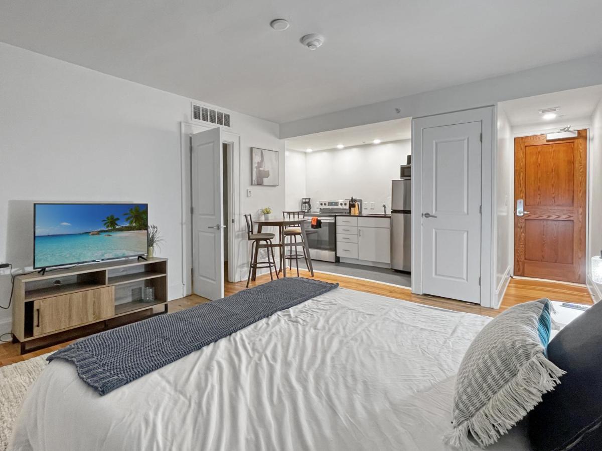 דה מוין Quiet 1 Bed Studio Heart Of Downtown מראה חיצוני תמונה