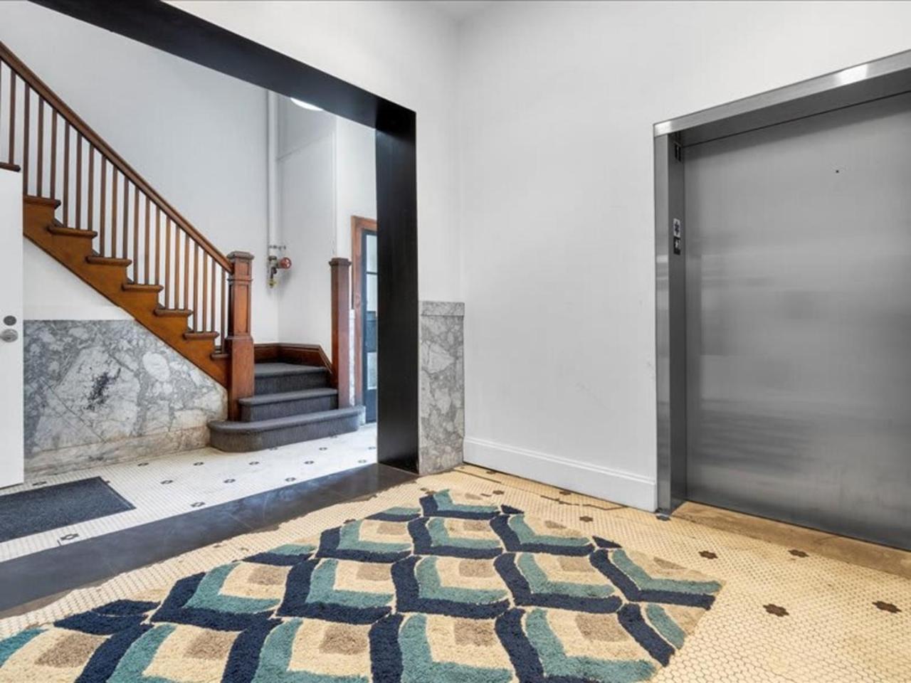 דה מוין Quiet 1 Bed Studio Heart Of Downtown מראה חיצוני תמונה